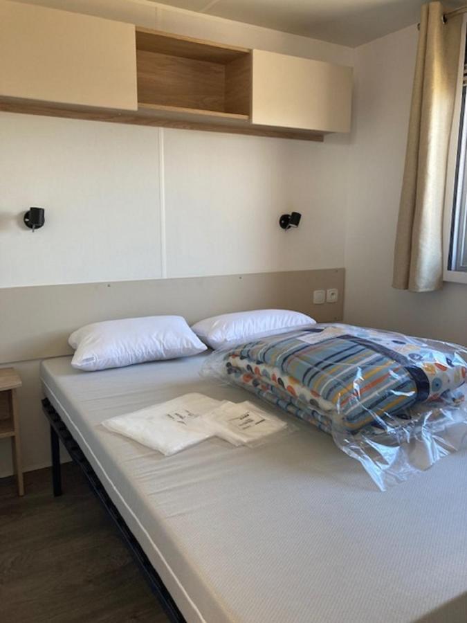 Mhvacances Louent Plusieurs Mobilhomes Dans Camping 4 Etoiles A 200M De La Plage Et Cure Thermale Canet-en-Roussillon Ngoại thất bức ảnh