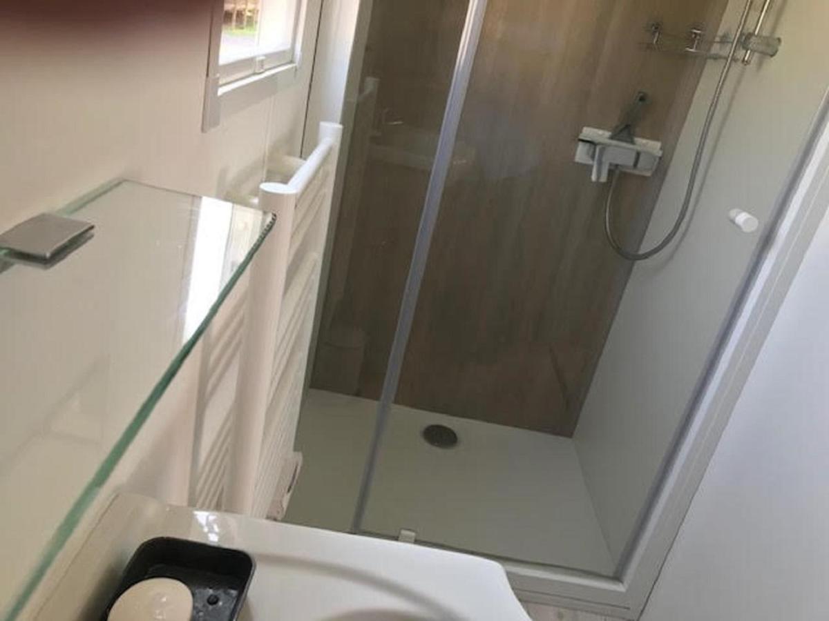 Mhvacances Louent Plusieurs Mobilhomes Dans Camping 4 Etoiles A 200M De La Plage Et Cure Thermale Canet-en-Roussillon Ngoại thất bức ảnh