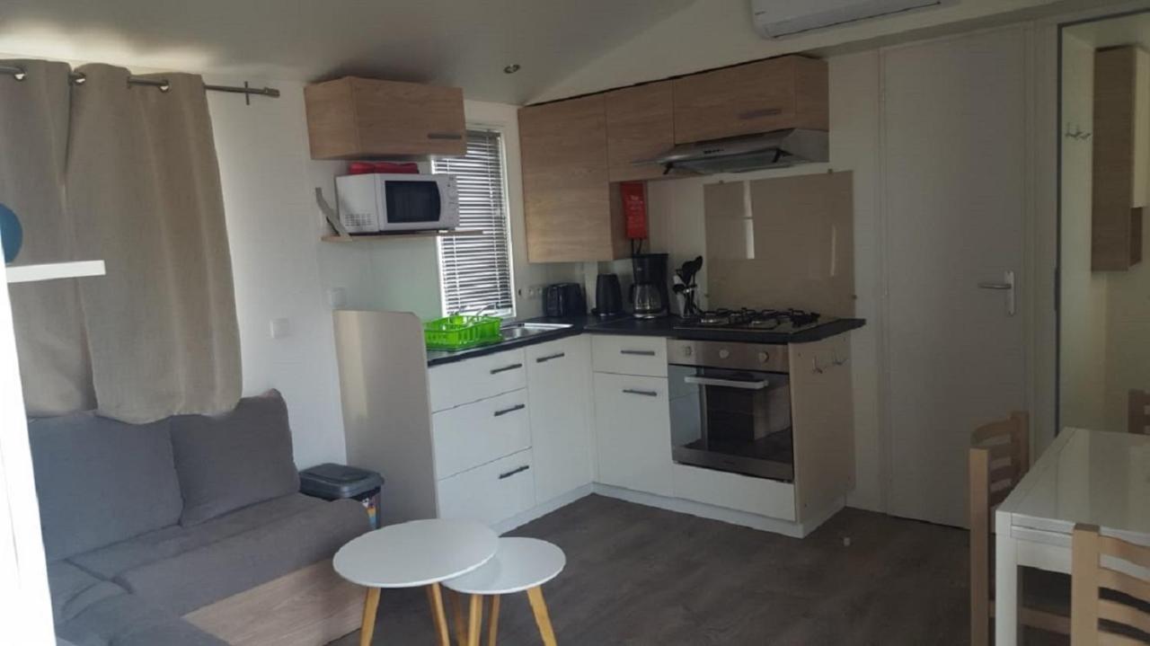 Mhvacances Louent Plusieurs Mobilhomes Dans Camping 4 Etoiles A 200M De La Plage Et Cure Thermale Canet-en-Roussillon Ngoại thất bức ảnh