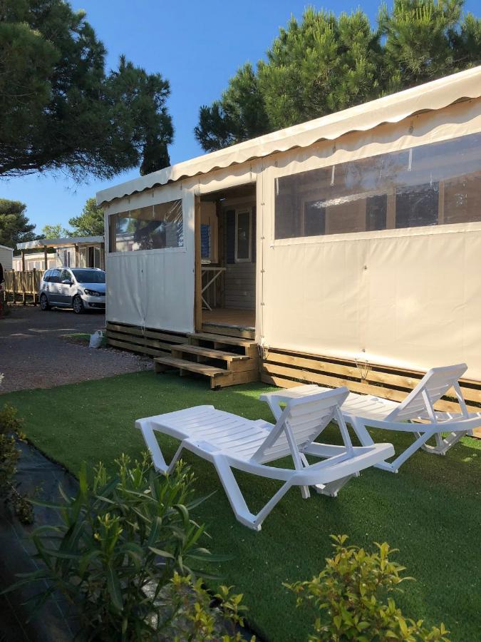 Mhvacances Louent Plusieurs Mobilhomes Dans Camping 4 Etoiles A 200M De La Plage Et Cure Thermale Canet-en-Roussillon Ngoại thất bức ảnh