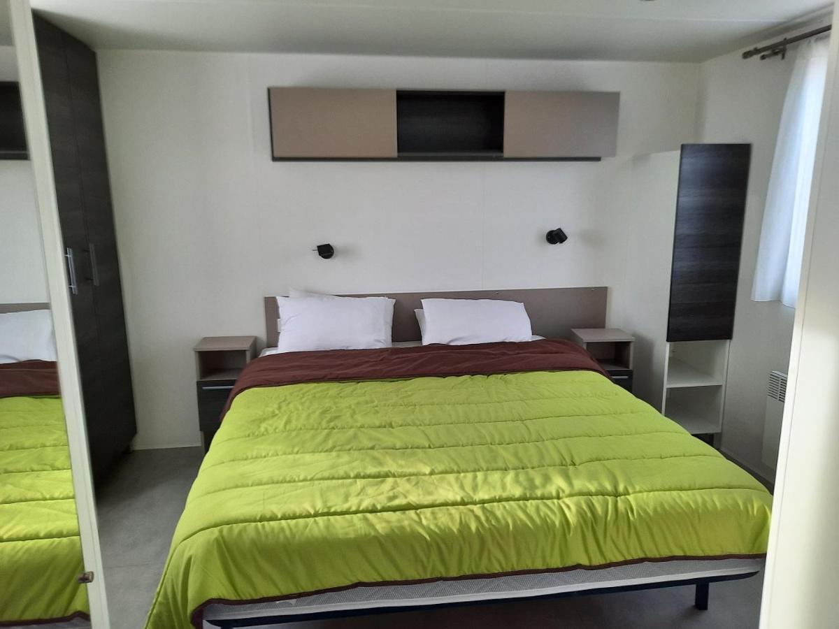 Mhvacances Louent Plusieurs Mobilhomes Dans Camping 4 Etoiles A 200M De La Plage Et Cure Thermale Canet-en-Roussillon Ngoại thất bức ảnh