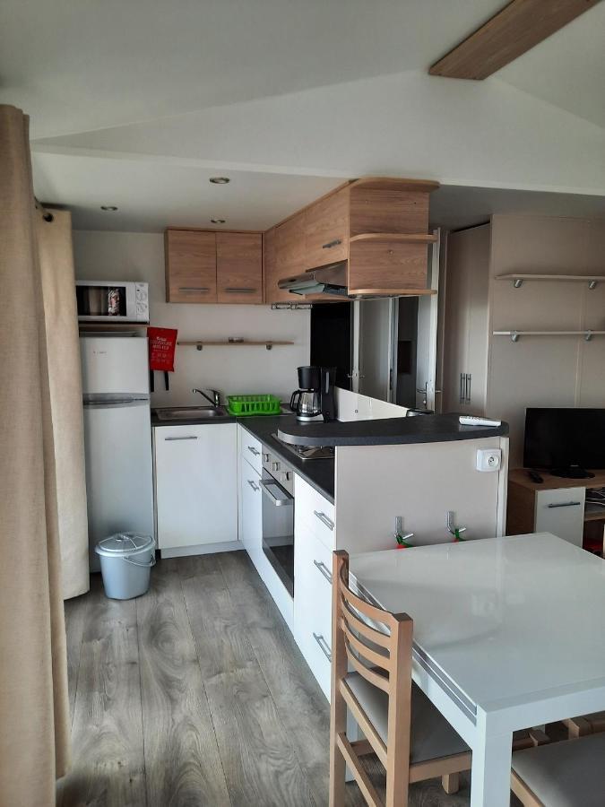 Mhvacances Louent Plusieurs Mobilhomes Dans Camping 4 Etoiles A 200M De La Plage Et Cure Thermale Canet-en-Roussillon Ngoại thất bức ảnh