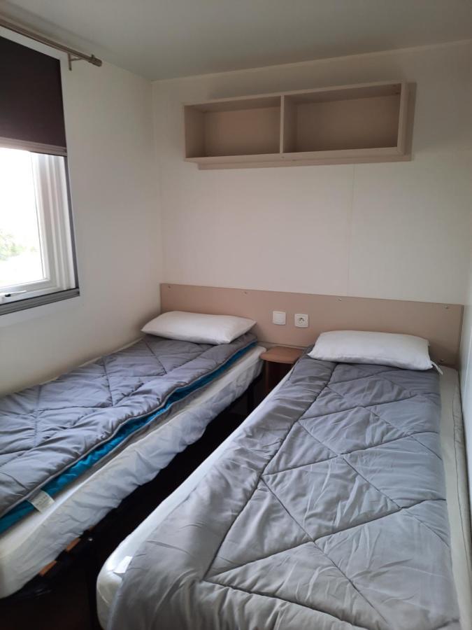 Mhvacances Louent Plusieurs Mobilhomes Dans Camping 4 Etoiles A 200M De La Plage Et Cure Thermale Canet-en-Roussillon Ngoại thất bức ảnh