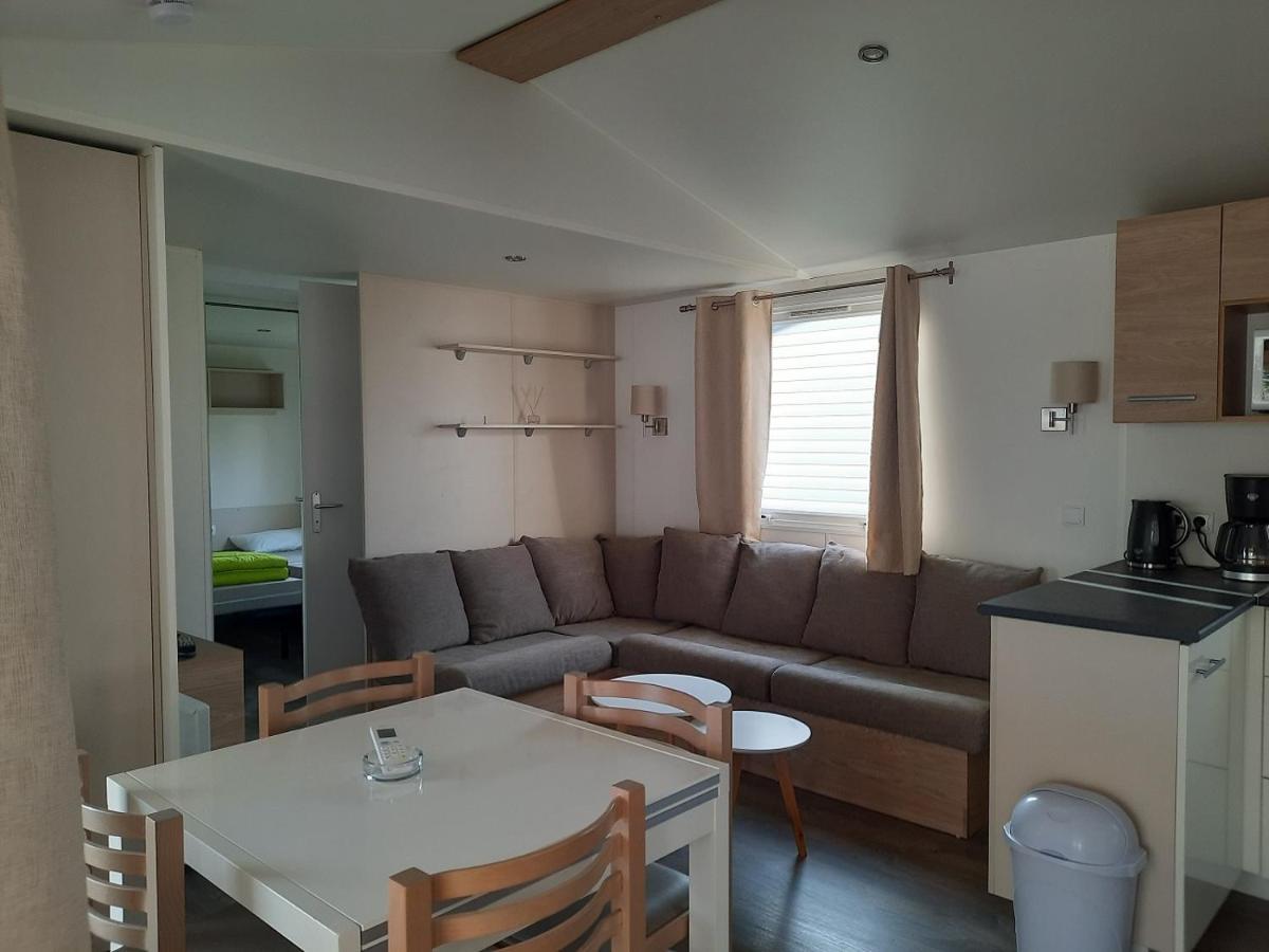 Mhvacances Louent Plusieurs Mobilhomes Dans Camping 4 Etoiles A 200M De La Plage Et Cure Thermale Canet-en-Roussillon Ngoại thất bức ảnh