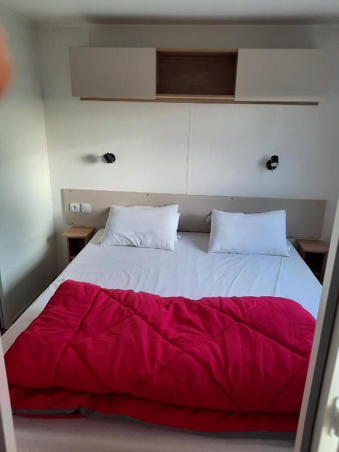 Mhvacances Louent Plusieurs Mobilhomes Dans Camping 4 Etoiles A 200M De La Plage Et Cure Thermale Canet-en-Roussillon Ngoại thất bức ảnh
