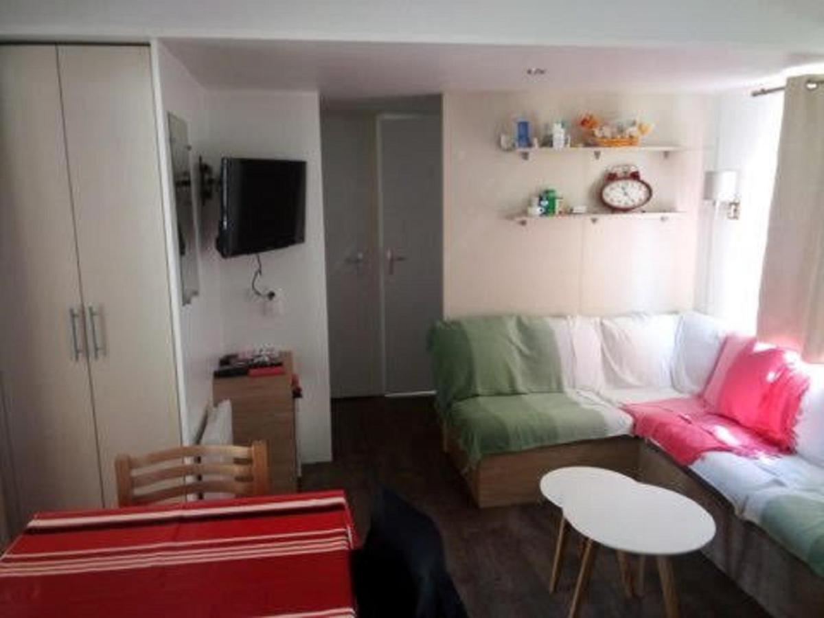 Mhvacances Louent Plusieurs Mobilhomes Dans Camping 4 Etoiles A 200M De La Plage Et Cure Thermale Canet-en-Roussillon Ngoại thất bức ảnh